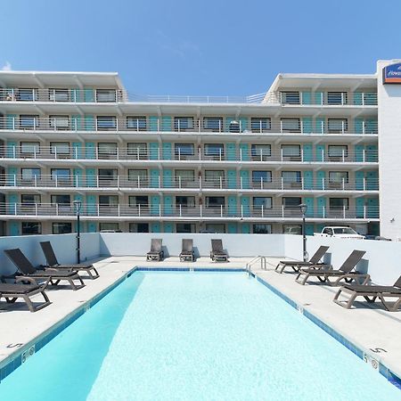 Howard Johnson By Wyndham Virginia Beach At The Beach Hotel Buitenkant foto